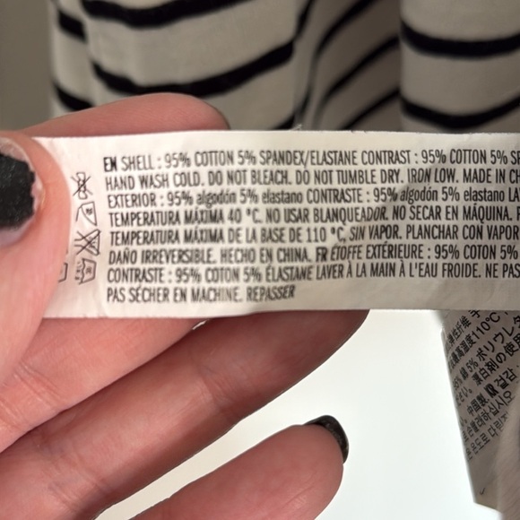 English Factory Black Stripe Pleated Puff Sleeve Top Size Large - Picture 5 of 6